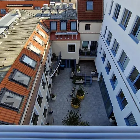 Peaceful Oldtown Free Parking 2-bedroom ברטיסלאבה