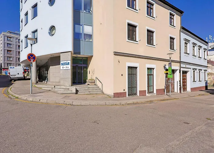 Peaceful Oldtown Free Parking 2-bedroom Appartamento